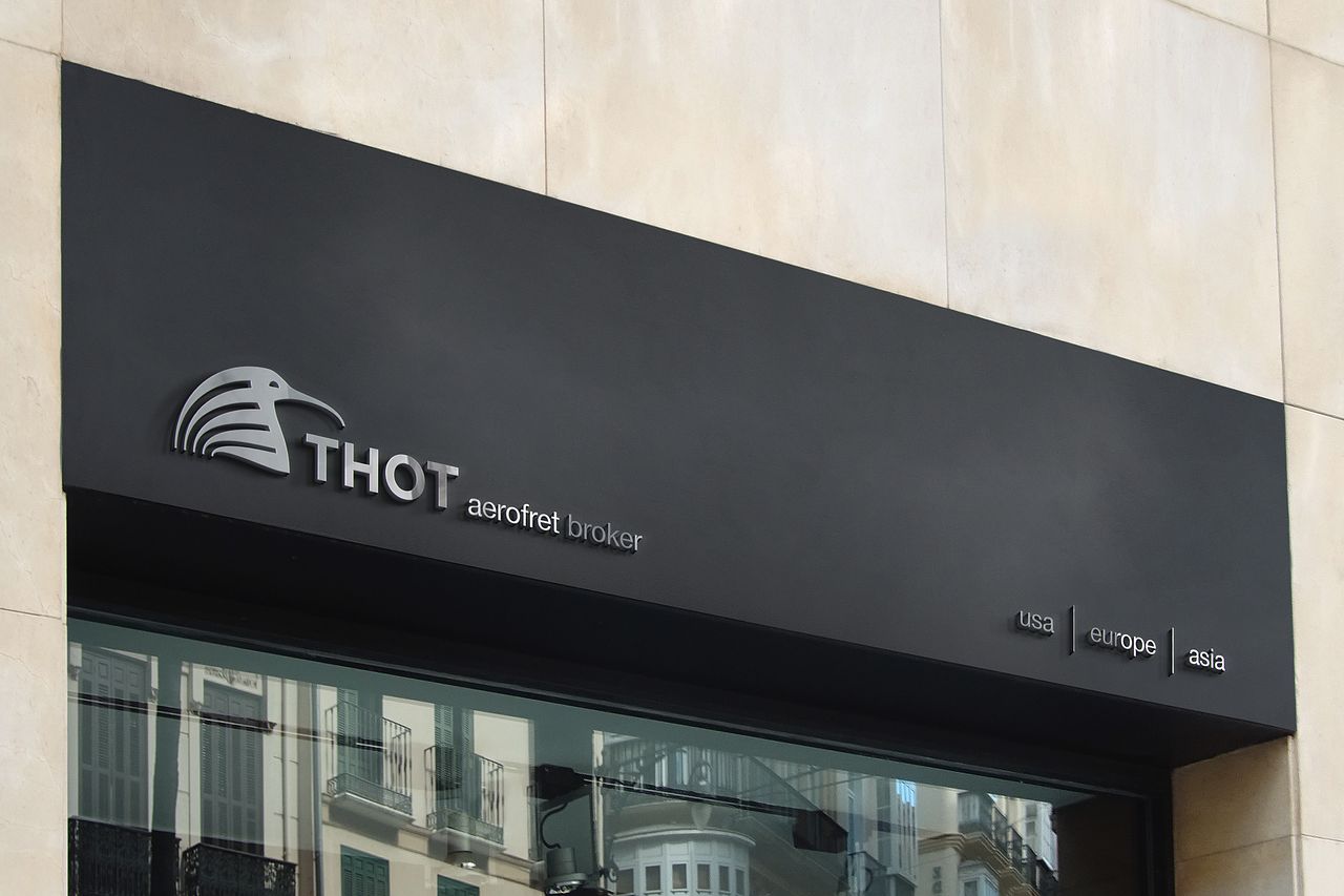 THOT façade