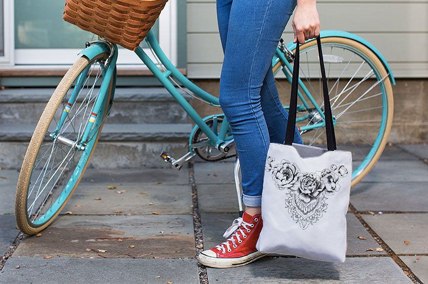 Tote bag