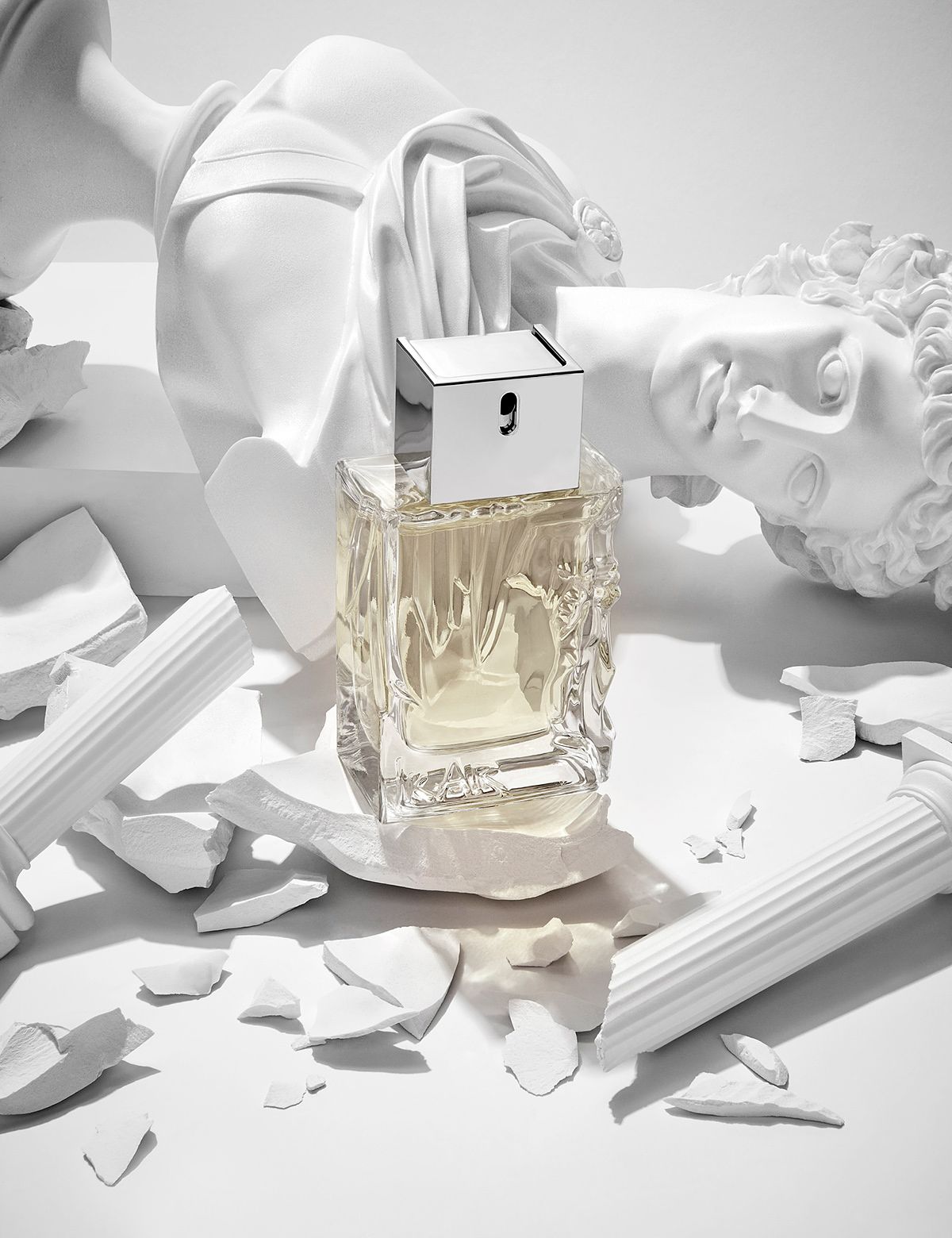 RETOUCHE D'IMAGE PARFUM