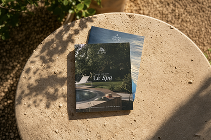 Brochures - Hôtel Spa