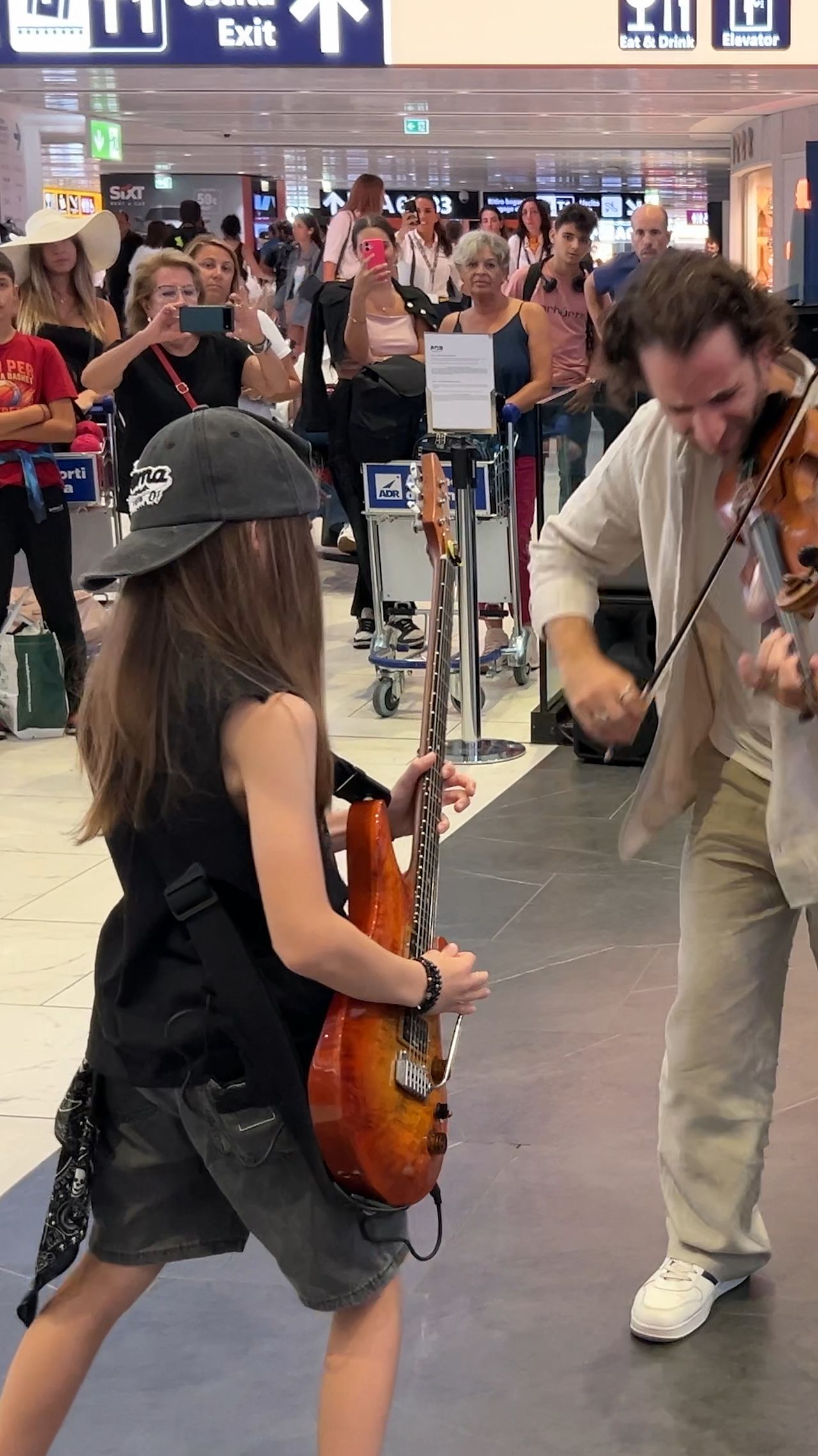 Clip pour les youtubeurs Violin Phonix