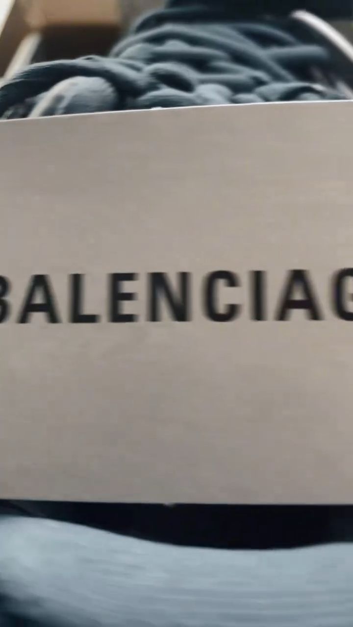 Balen.ciaga Track #3.0