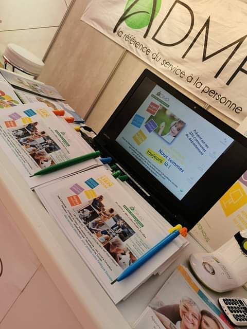 ADMR Stand salon