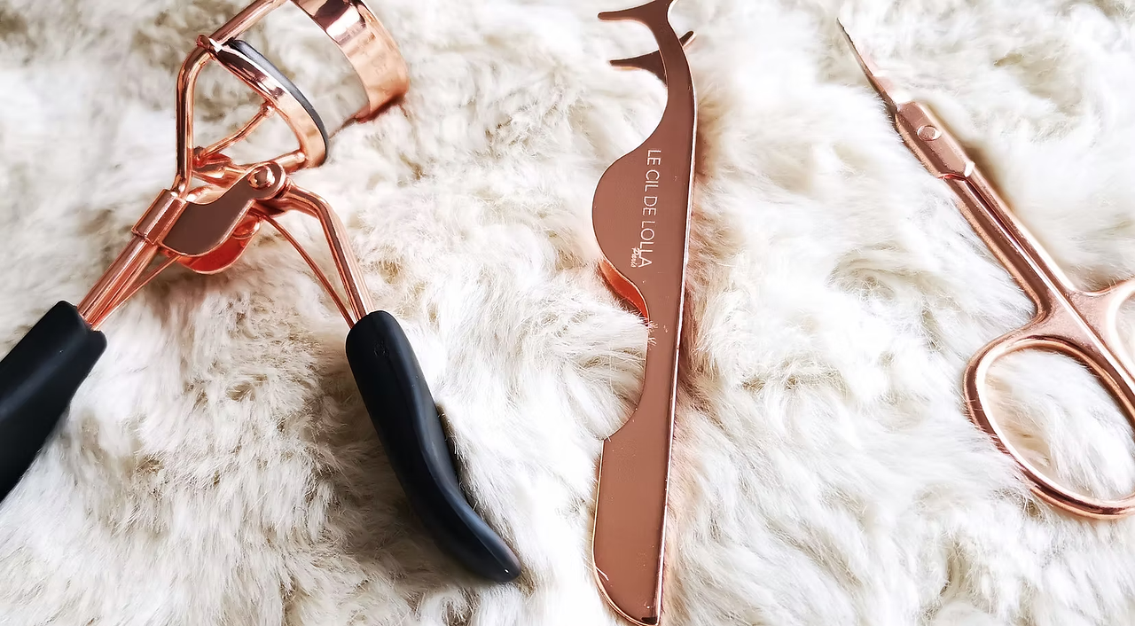 LE CIL DE LOLLA - Projet Complet