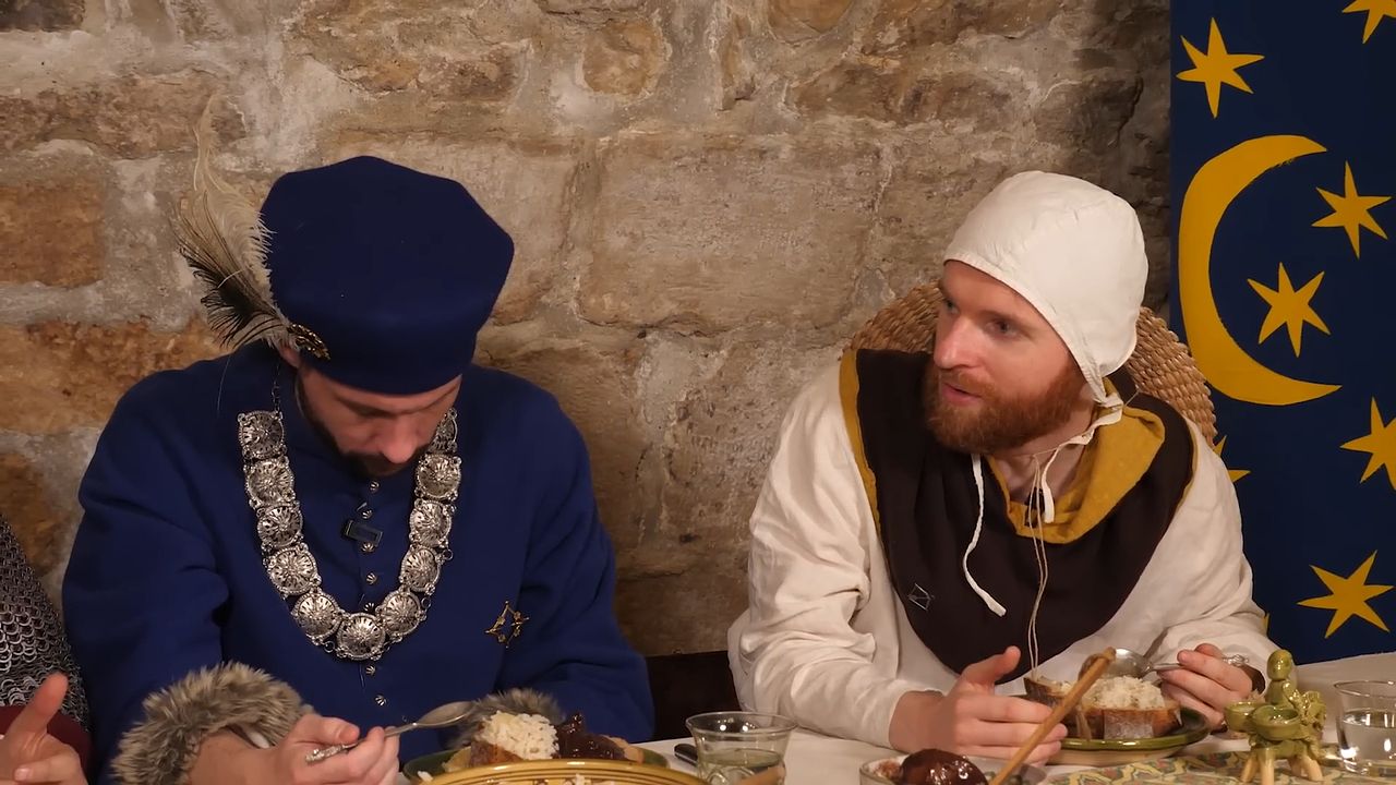 Dégustation du Moyen Âge ! On mange comme des chev