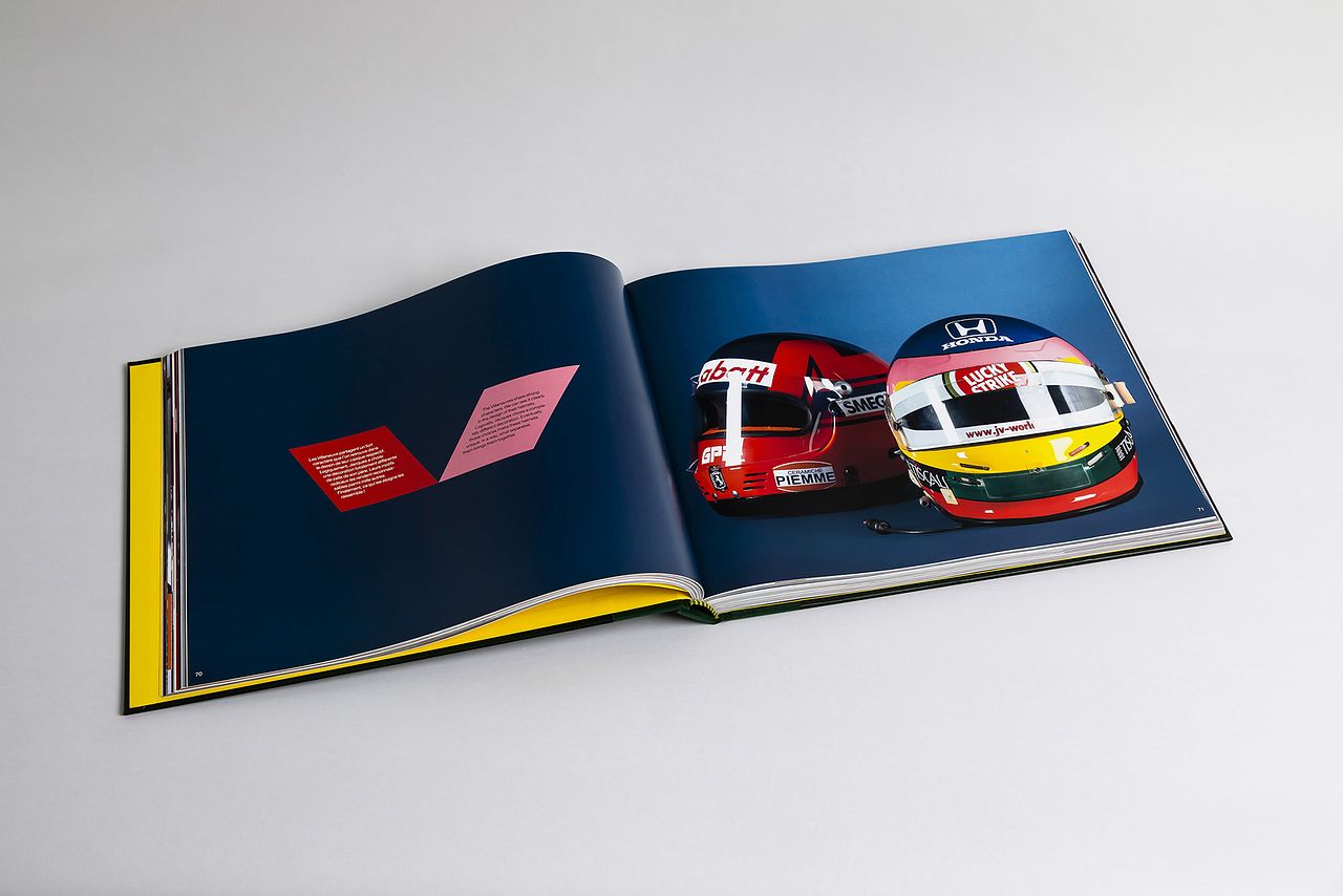 Livre Formula Helmet