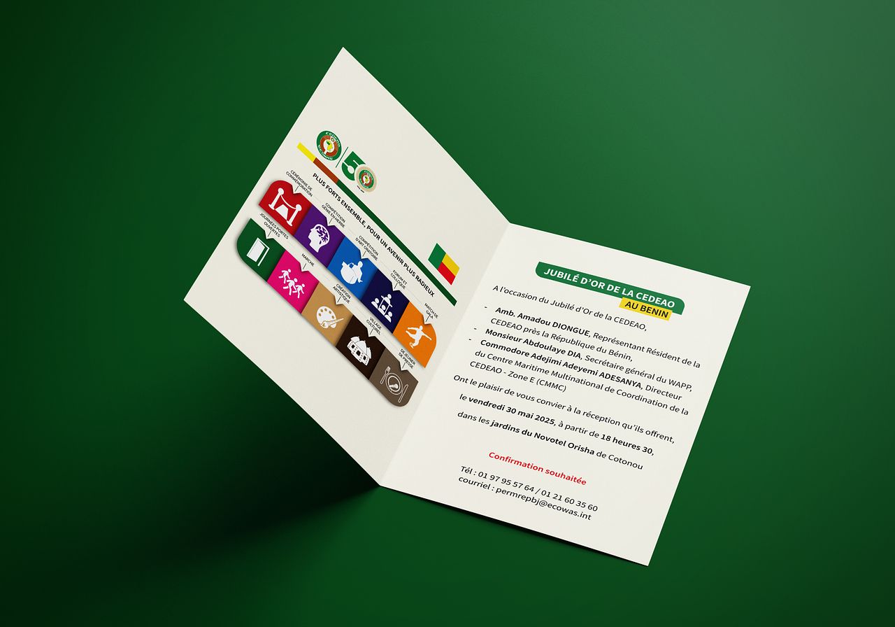 Intérieur carte d'invitation